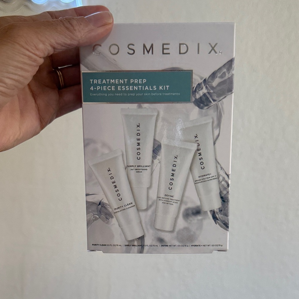 COSMEDIX Skincare Essentials Kit